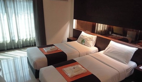 Deluxe Twin Room