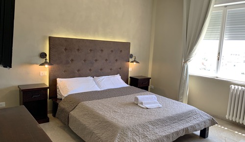 Comfort Triple Room (Piazza Mazzini, 56)