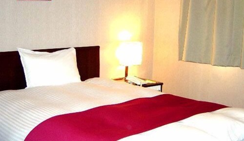 Standard Single Room, Smoking