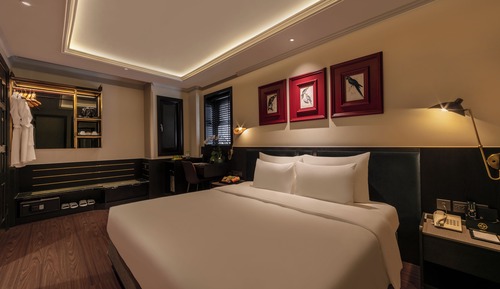 Executive Double room - Neighbor view window
