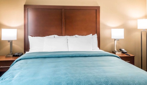 Suite, 1 King Bed, Accessible, Non Smoking (Efficiency)