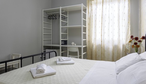 Room (Diamante)