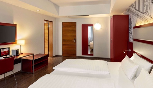 Comfort Room, Accessible