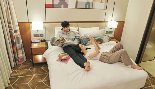 Urban, Studio Suite, 1 King Bed with Sofa bed, Non Smoking
