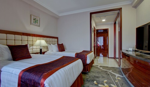 Superior Twin Room, City View