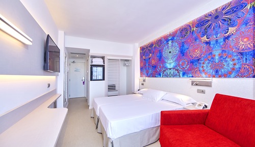 Double Room, Balcony