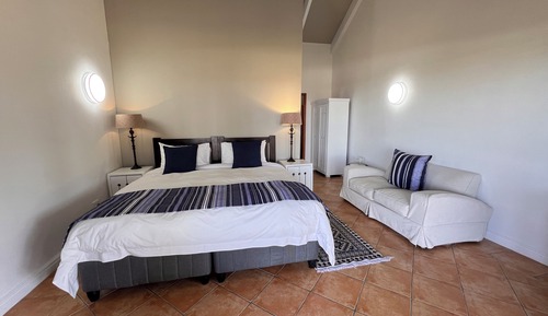 Comfort Suite, Garden View