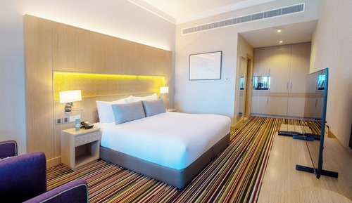 D'Luxe King Room