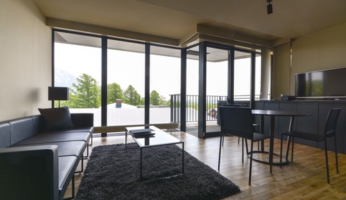 302 - 1 bedroom