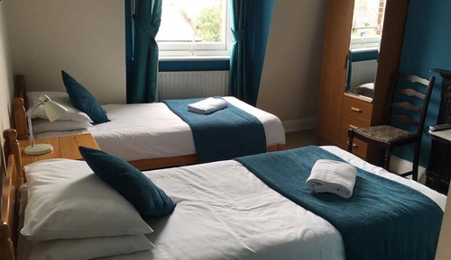 Twin Room, Ensuite
