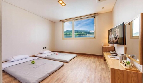 Deluxe Room (Ondol)