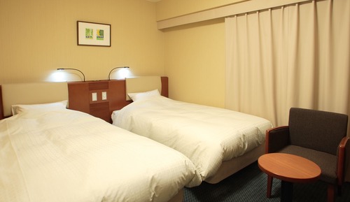 Standard Twin Room, Smoking
