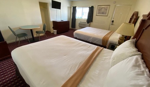 Standard Room, 2 Queen Beds