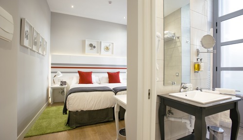 Exterior double or twin room with city view