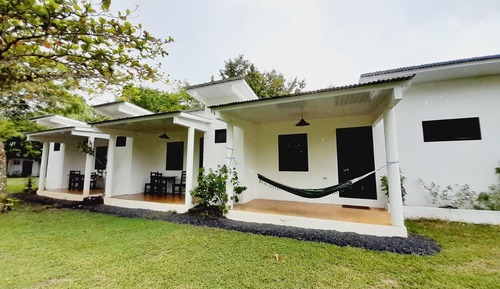 Family Room, Private Bathroom, Garden View (3 guest )