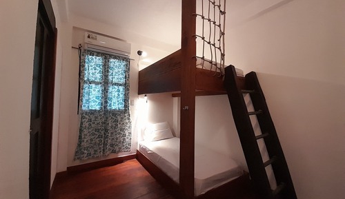 Economy Room, Shared Bathroom