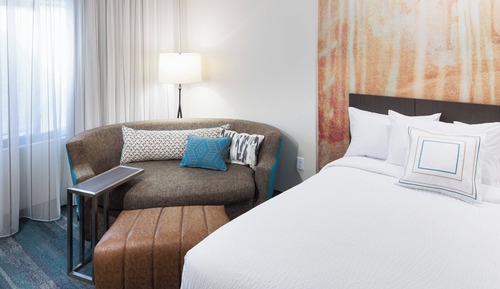 Room, Multiple Beds