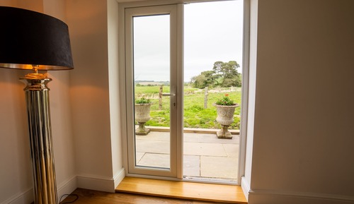 Luxury Suite, Ensuite, River View (Kingfisher)