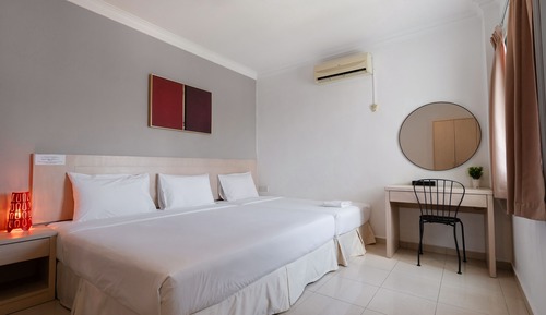 Deluxe Apartment