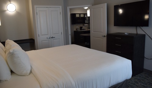 Suite, 1 Bedroom, Accessible (Hearing)