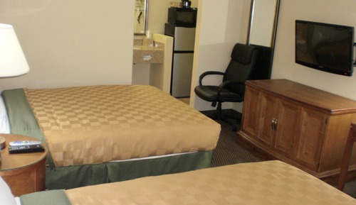 Room, 2 Queen Beds, Smoking