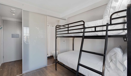 Room (Bunk Beds)