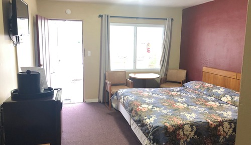 Room, 1 King Bed, Non Smoking