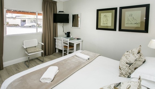 Room (Deluxe King Bed Room)