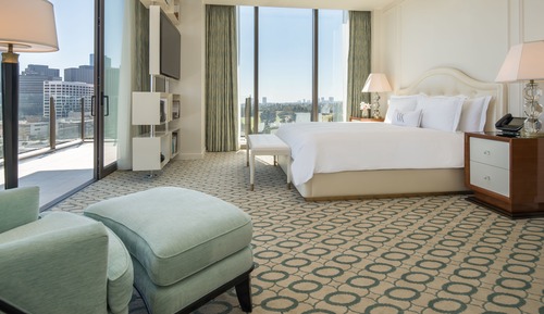 Suite, 1 King Bed, Non Smoking (Waldorf)