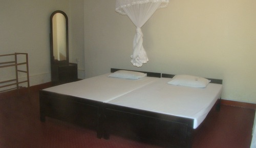 Basic Triple Room (AC)