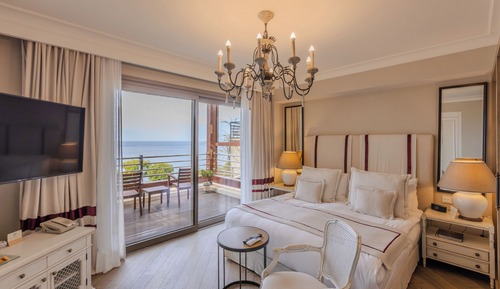 Allium One Bedroom Seaview Suite