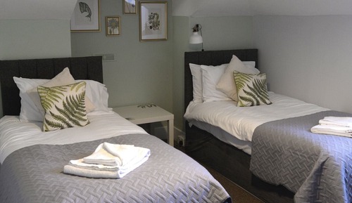 Twin Room, Ensuite