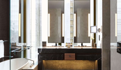 Suite, 1 King Bed, Club Lounge Access (Quasar)