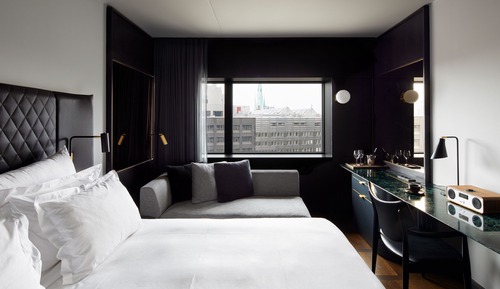 Superior Room, 1 King Bed