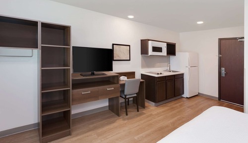 Standard Room, 2 Queen Beds, Non Smoking