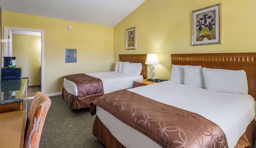 Room, 2 Queen Beds, Non Smoking (Efficiency)