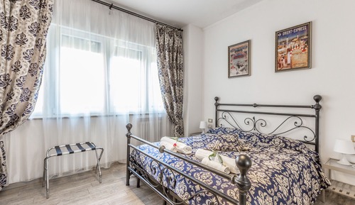 Triple Room, Private Bathroom (External)