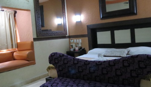 Single Room, 1 King Bed