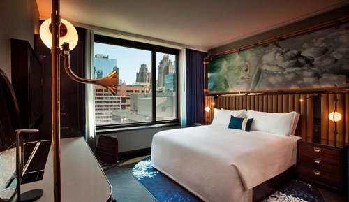 Room, 1 King Bed (Mobility Accessible, Roll-In Shower)