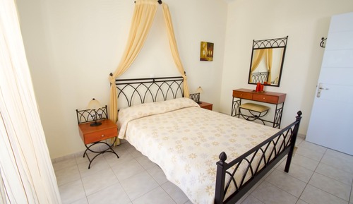 Apartment (2)