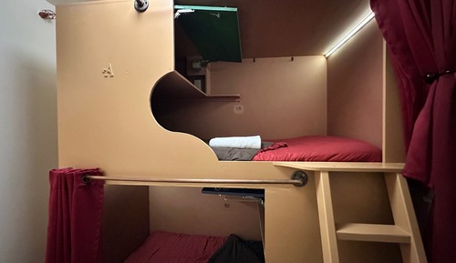 Basic Room, Shared Bathroom