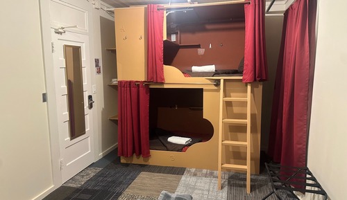 Family Quadruple Room, Shared Bathroom