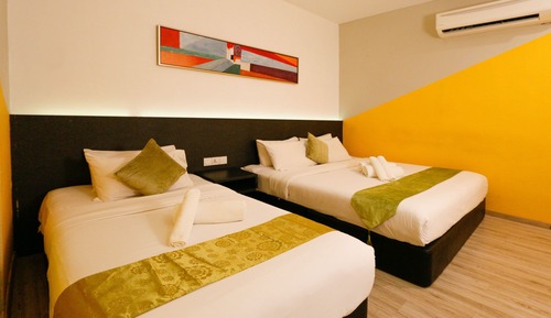Deluxe Suite