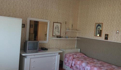 Deluxe Double Room with Shared Bathroom