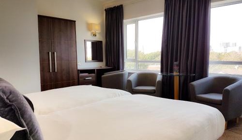 Standard King or Twin Room