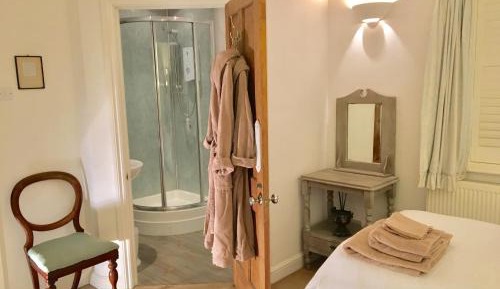 Double or Twin Room with Bathroom