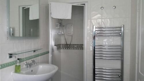 Room 6 - Small Double Room