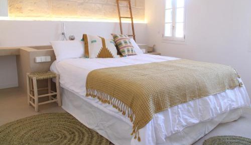 Deluxe Double Room with Bath