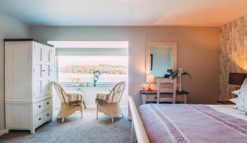Lodge Suite