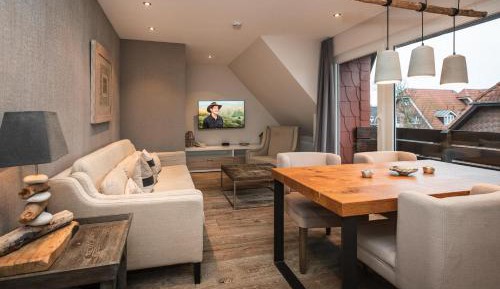 Two-Bedroom Deluxe Apartment